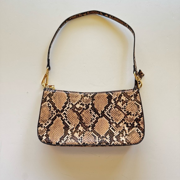 Beautiful Small Snakeskin Patterned Shoulder Bag - Picture 1 of 8